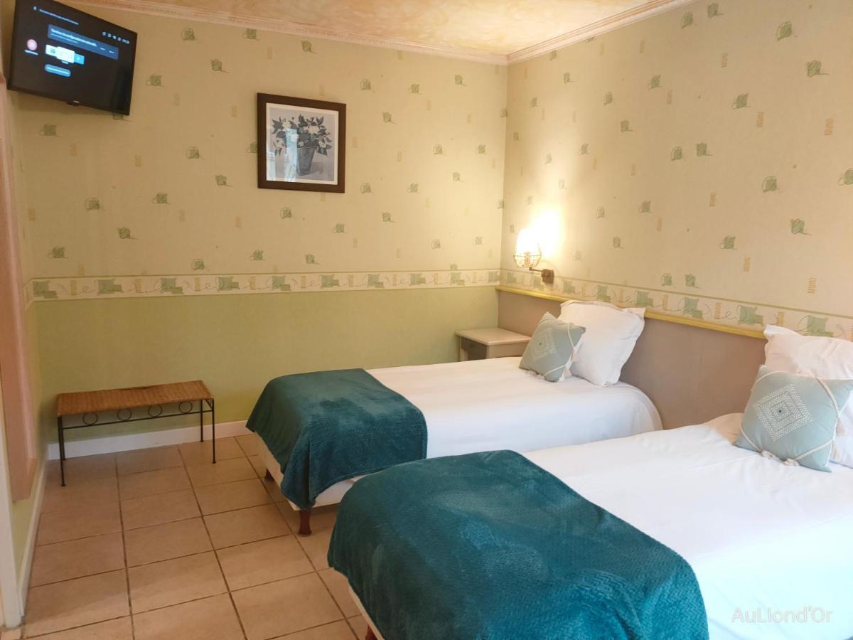 Le Royal Hotel Saint-Pol-sur-Ternoise Ngoại thất bức ảnh