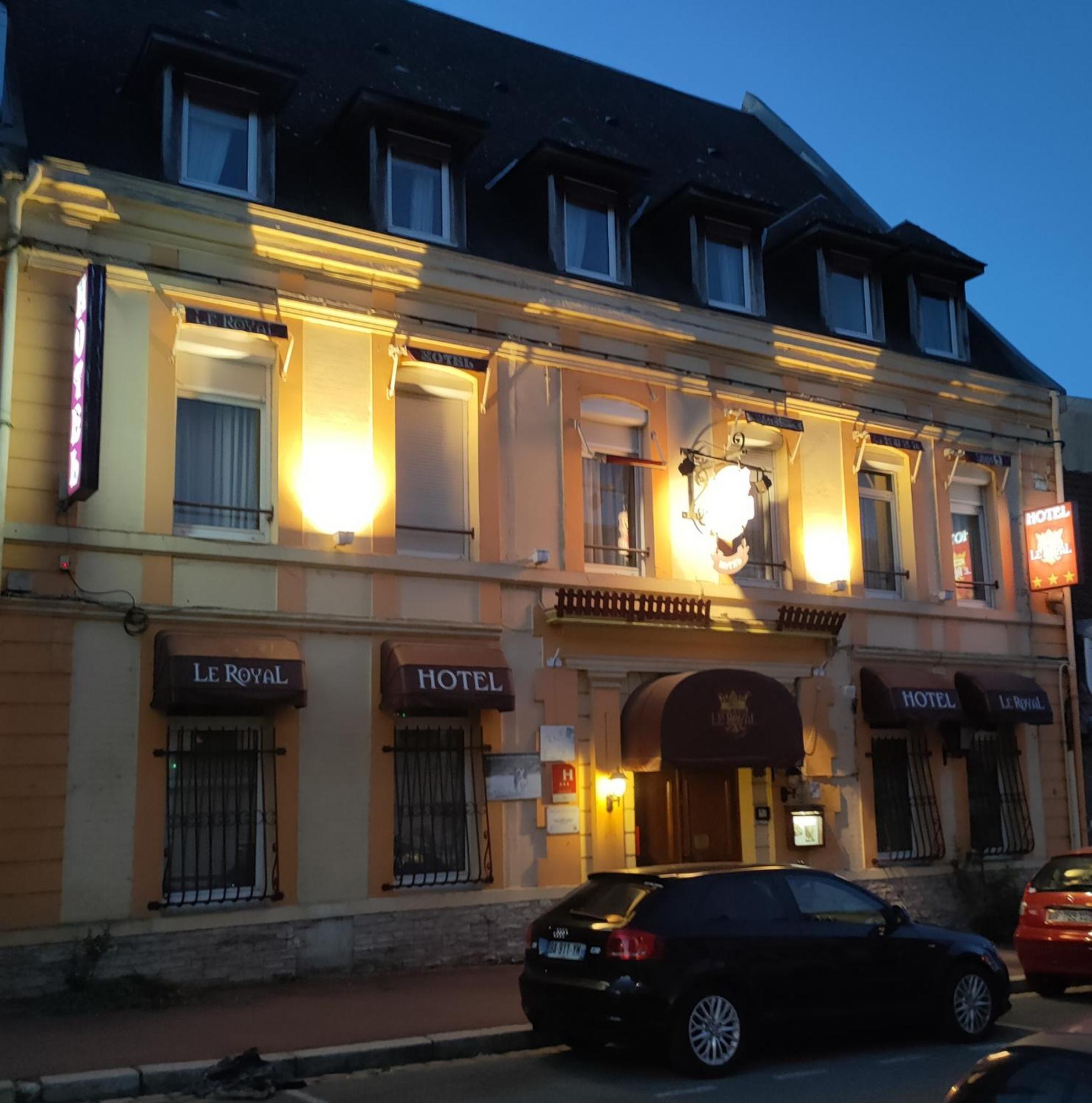 Le Royal Hotel Saint-Pol-sur-Ternoise Ngoại thất bức ảnh